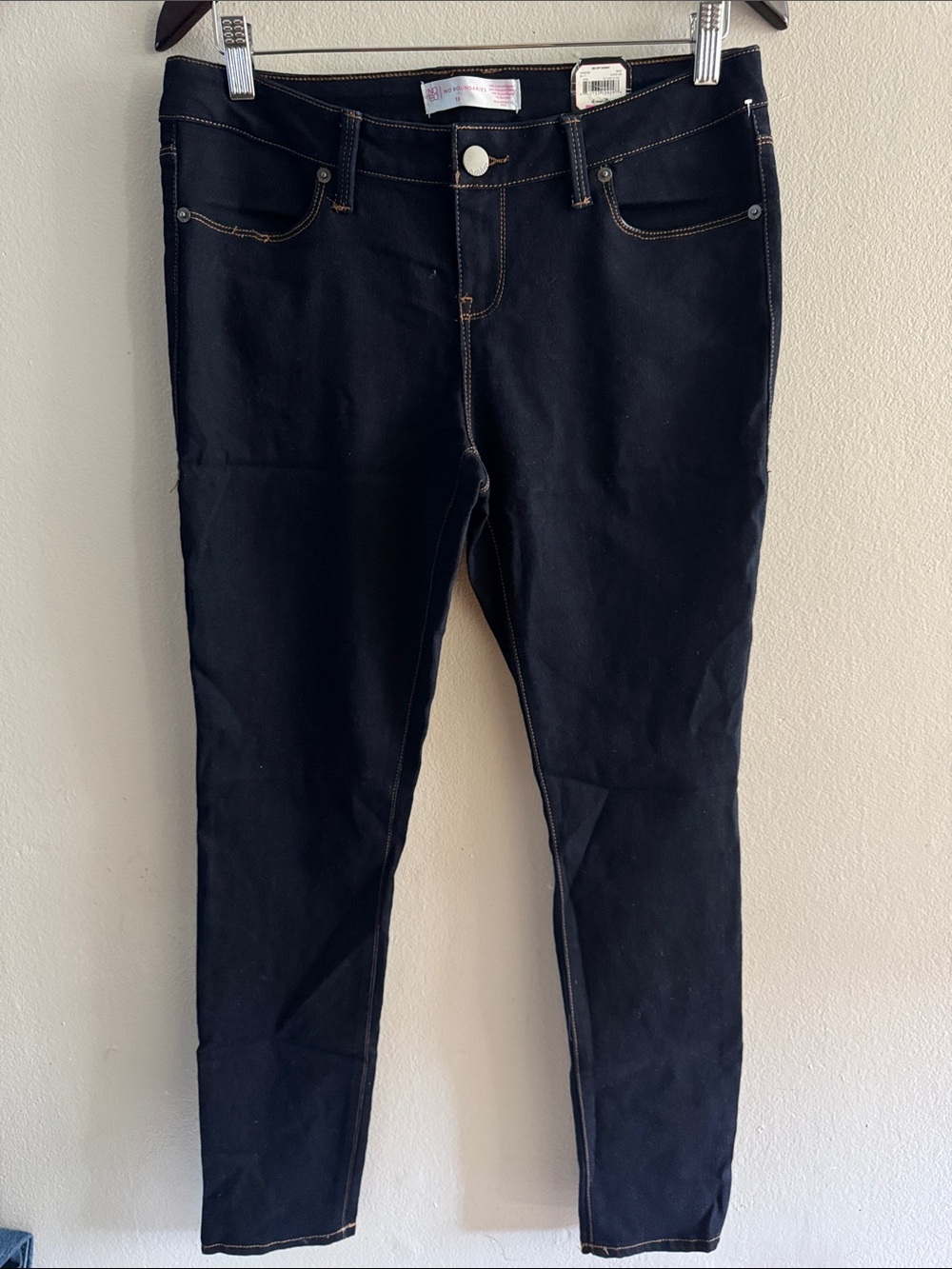 No Boundaries Black Skinny Jeans with Contrast Stitching